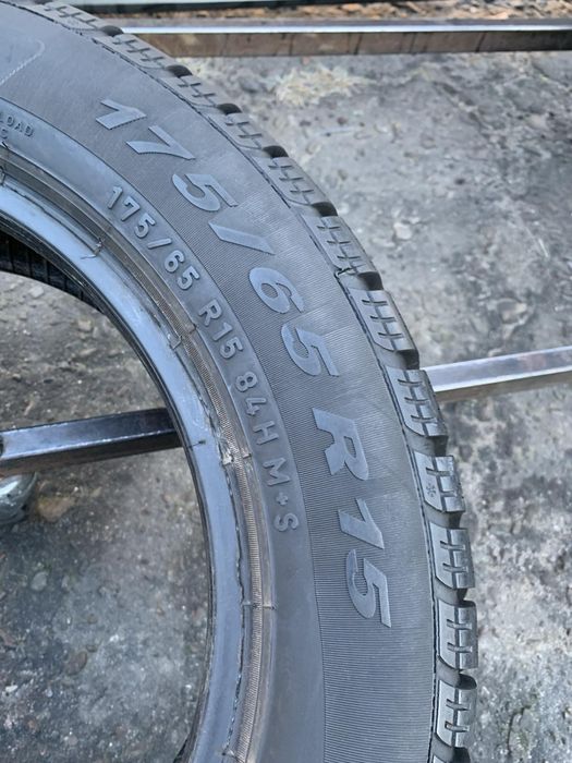 Шини 175/65 R15 пара Pirelli 2022р, 7мм