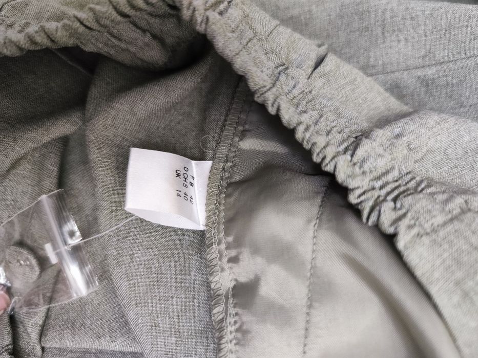 Calças Cargo Senhora cinzentas, tamanho 40 da Daxon