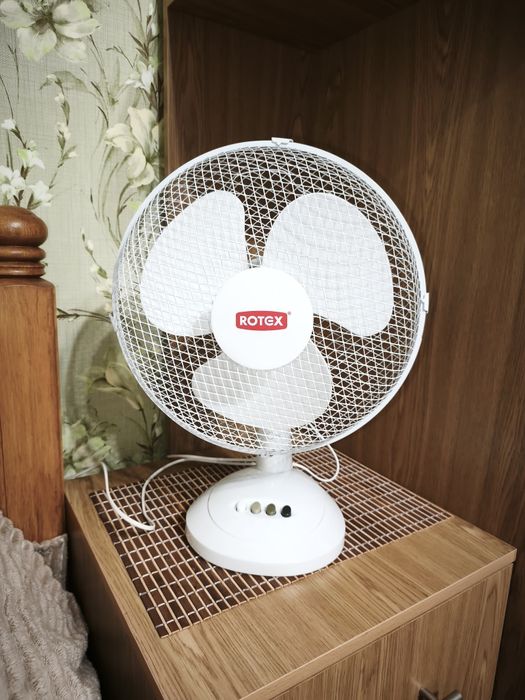 Настільний вентилятор Rotex