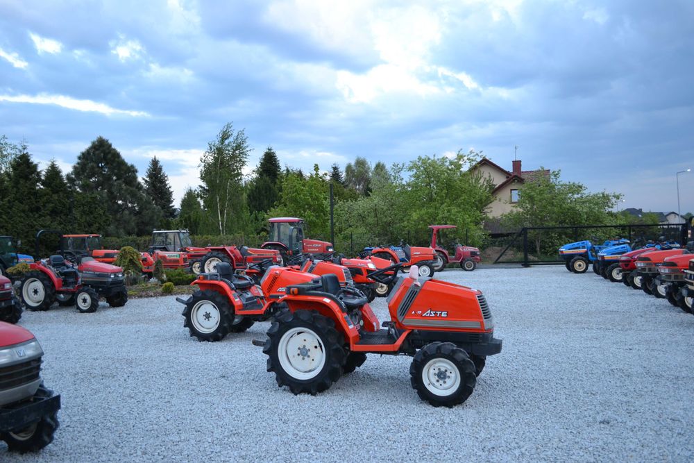 Traktorek japoński mini traktor Iseki Kubota
