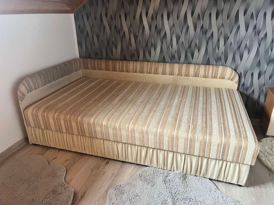 Шафа, диван , та тумбочки