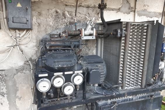 Покупаю фал холодильные установки Fal