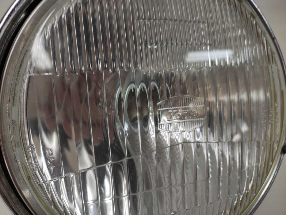 SUZUKI VX 800 Reflektor Lampa Przednia Przód