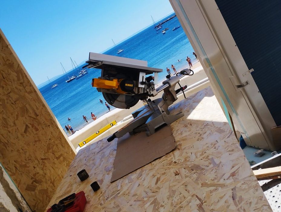 Instalação de chão flutuante & deco. Profissionais experientes.