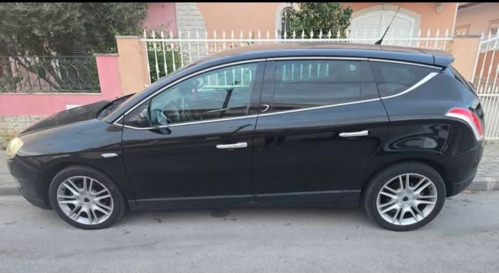 Lancia delta 1.6 jtd