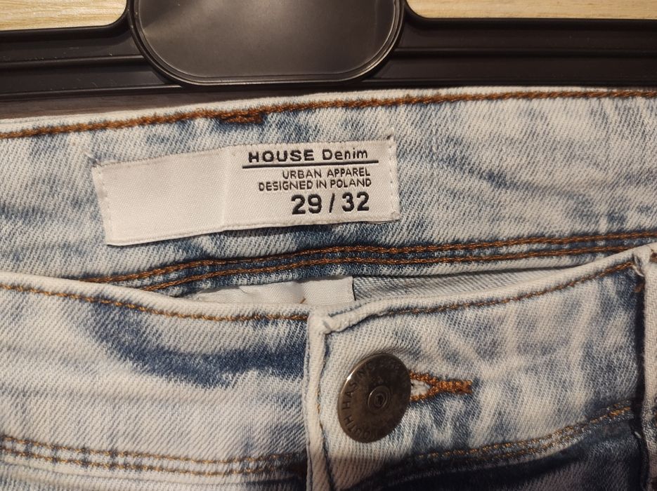 Jeansy House slim 29/32