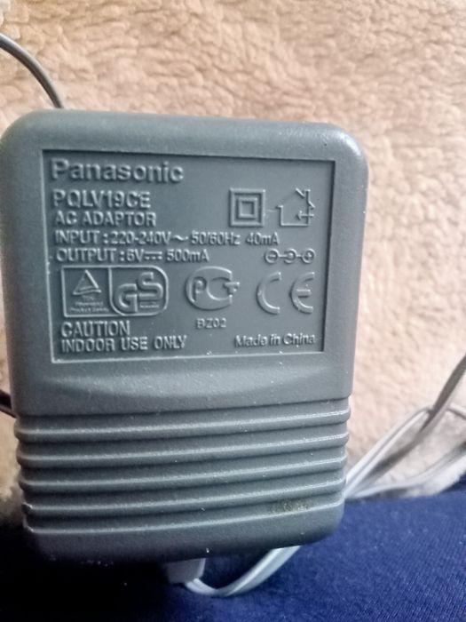 Блок живлення / адаптер 6.5 v 500 ma , для радіо телефонів