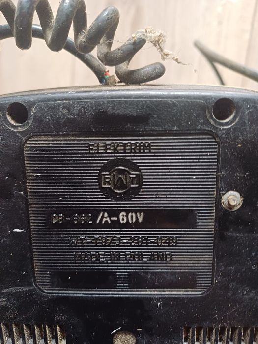 Telefon antyk PRL