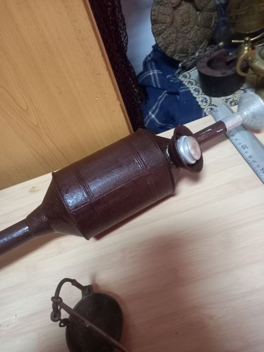 Pulverizador Antigo.