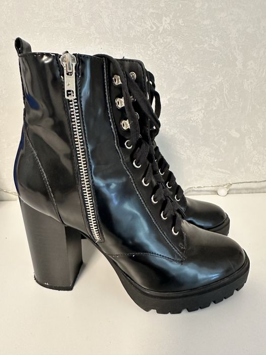 Черевики у стилі combat boots 39 розмір