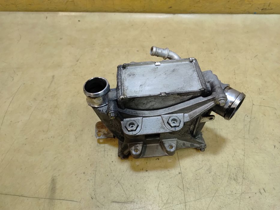 focus mk3 c-max mk2 1.6 tdci chłodnica intercooler cv618k230bc