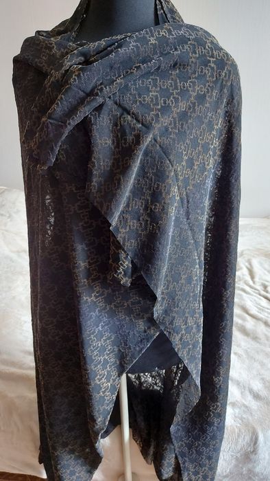 Ткань пайетка плотная сетка