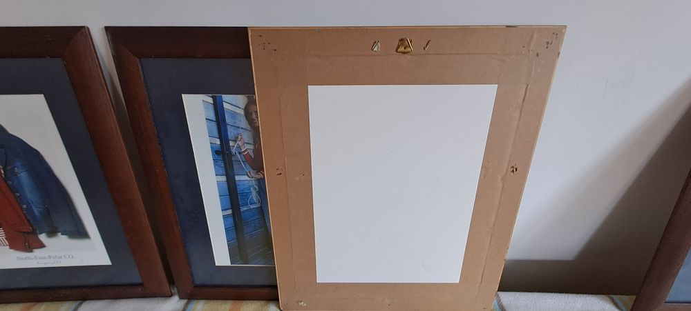 4 molduras em madeira 50x40 cm