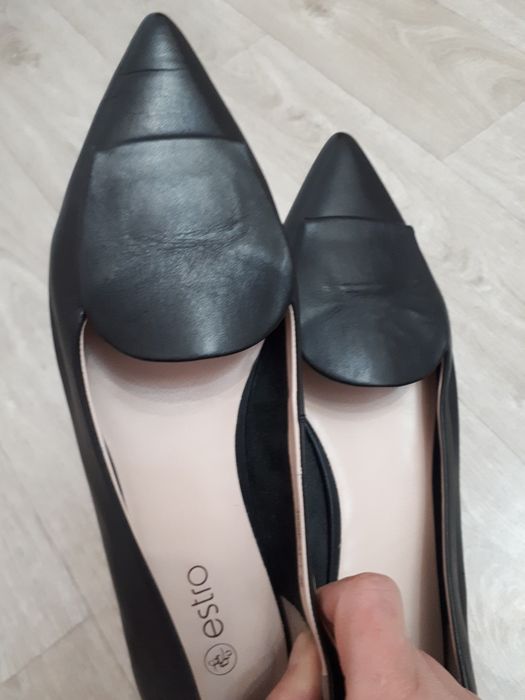 Туфли кожаные Estro 39