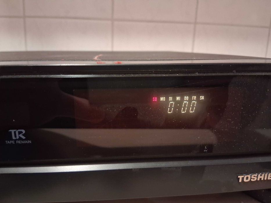 Magnetowid Toshiba v-209G sprawny z Pilotem Łódź Polesie • OLX.pl