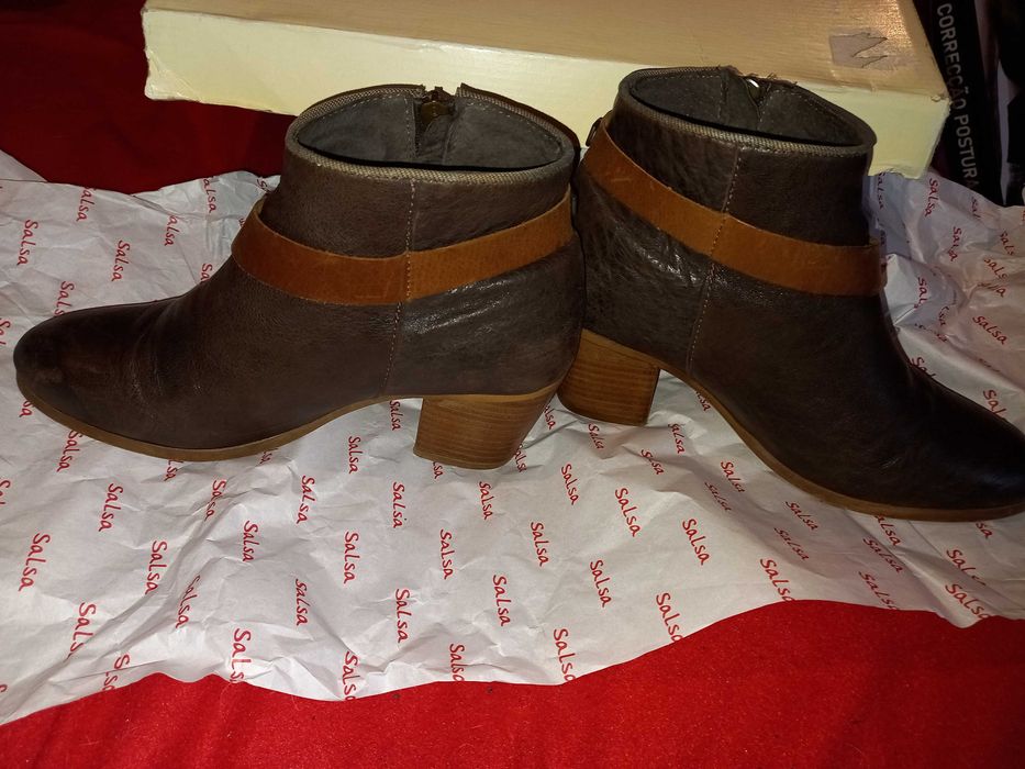 Botins castanhos com fivela camel à volta - 36 - Salsa