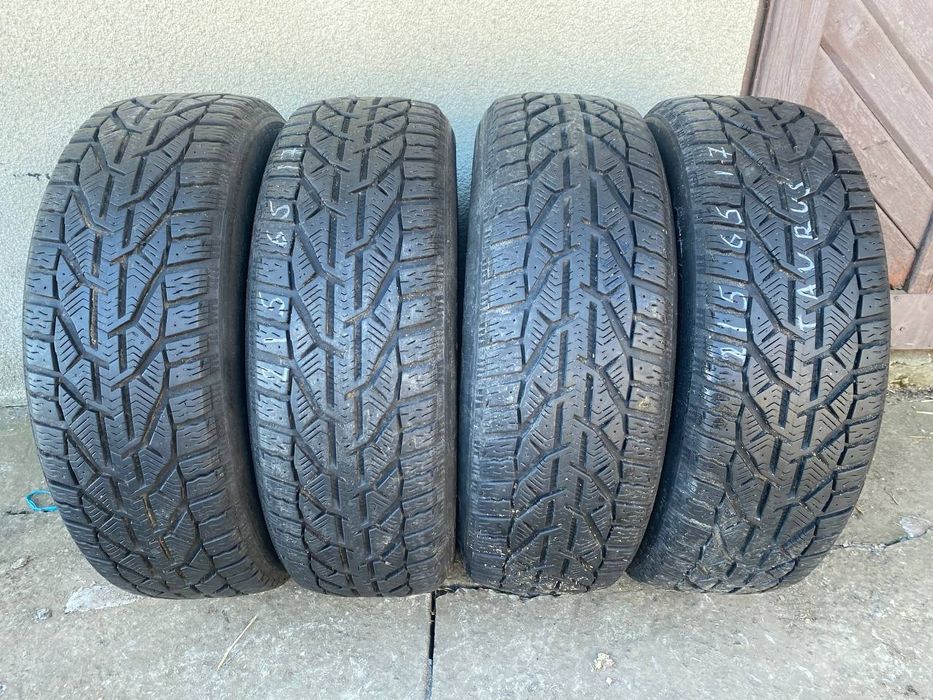Резина TAURUS 215/65/R17.  4шт. Зима