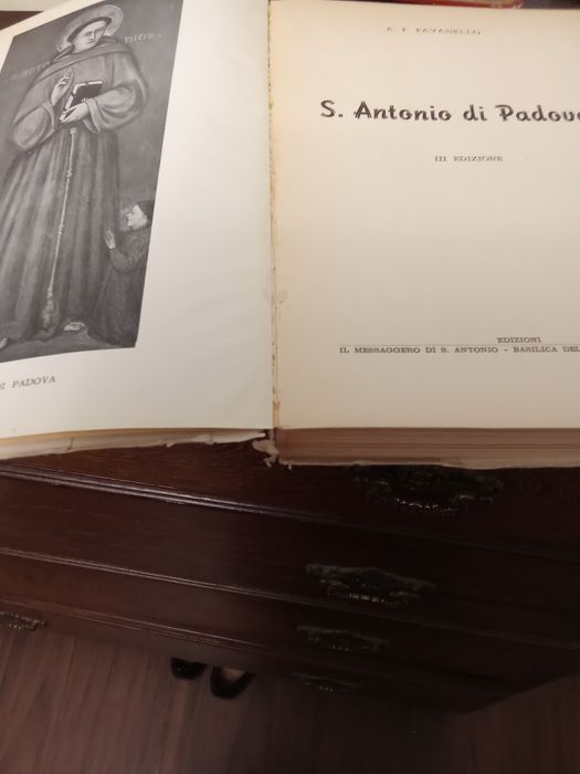 A vida de Santo António,em italiano