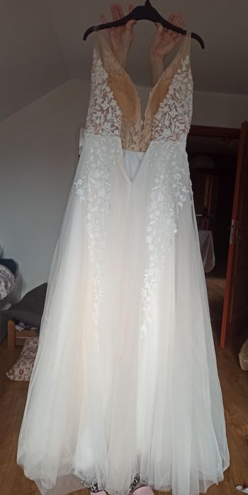 Piękna suknia ślubna