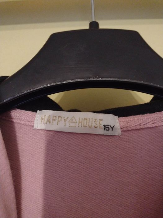 Różowa bluza z kapturem