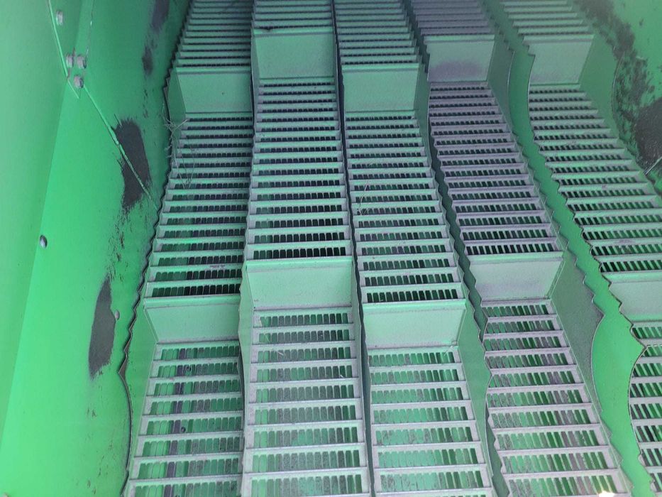 Kombajn zbożowy 5660 HTS