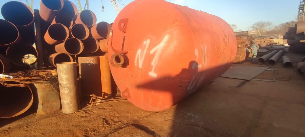 Емкости толстостенные 20 м.куб