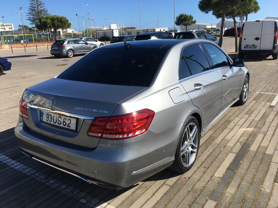 Mercedes-Benz E 300 — fotografia 3