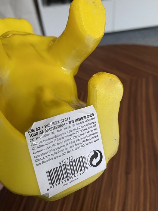 Figurka pies buldog francuski żółty z naszyjnikiem