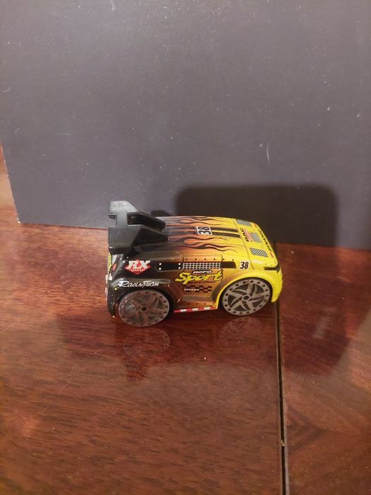 Машинка Hot wheels