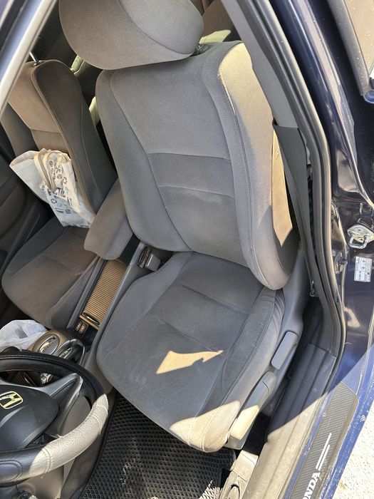 Продам Хонда Сивик 4D мотор 1.8 автомат