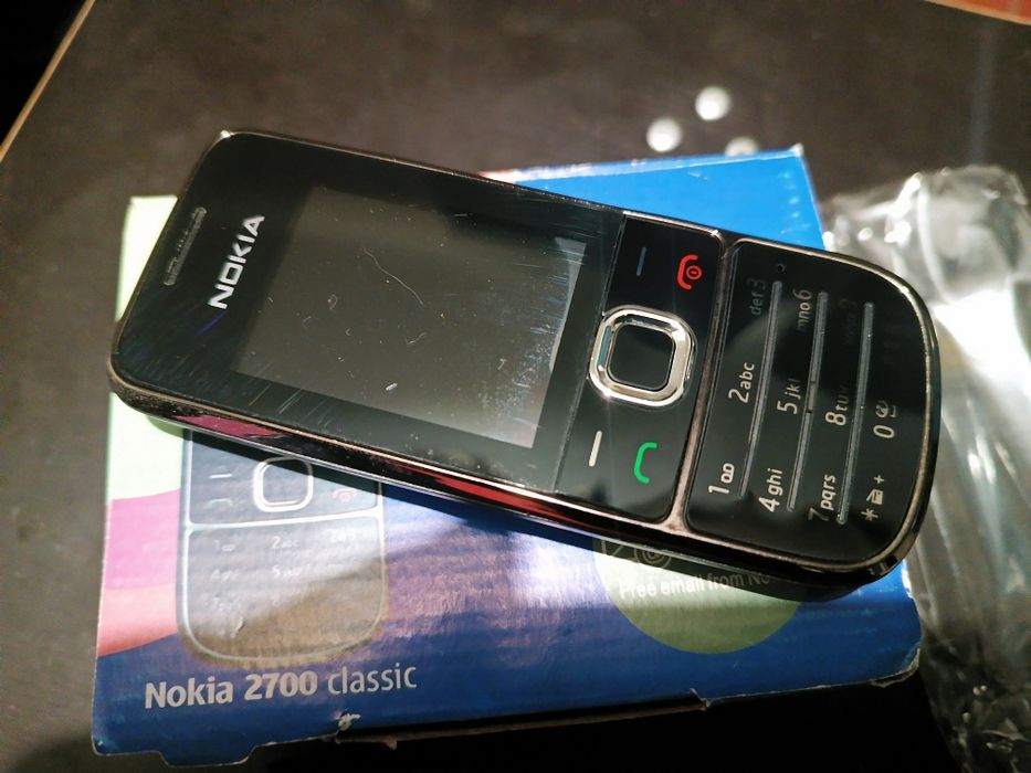 Nokia 2700c новий телефон