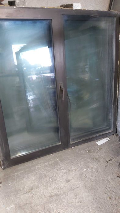 sprzedam okna aluminiowe