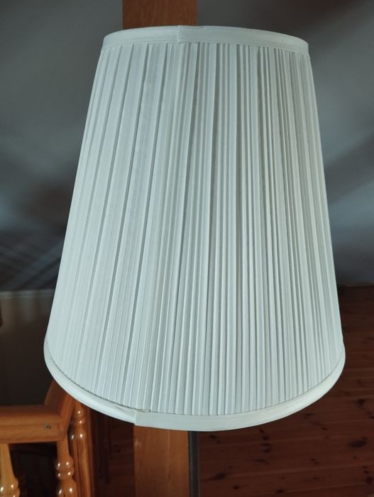 Sprzedam 2 lampy podlogowe