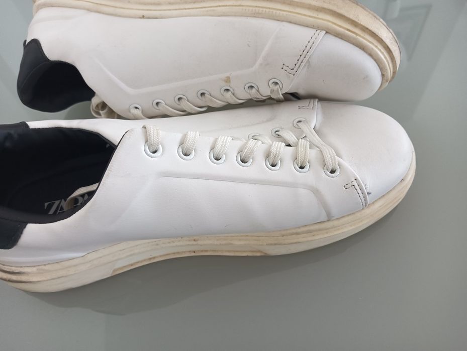 Tenis sapatilhas  - brancas	Zara	Em muito bom estado	Tamanho 41