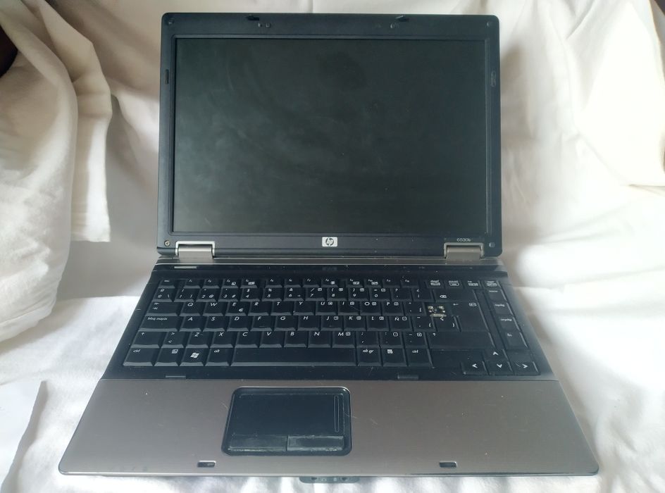 Computador Portátil HP Compaq (para peças)