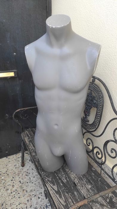 Busto manequim masculino