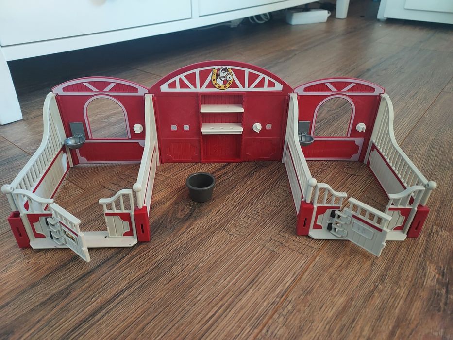 Boksy, stajnia dla koni Playmobil