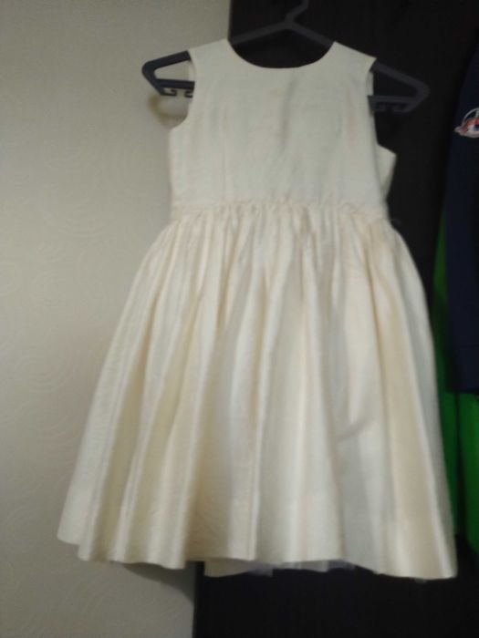 Vestido de cerimónia criança