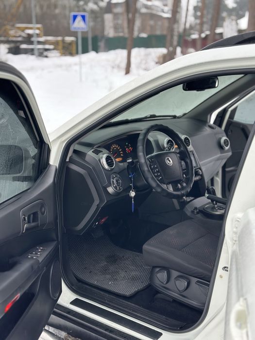 Продам Sang Yong Actyon