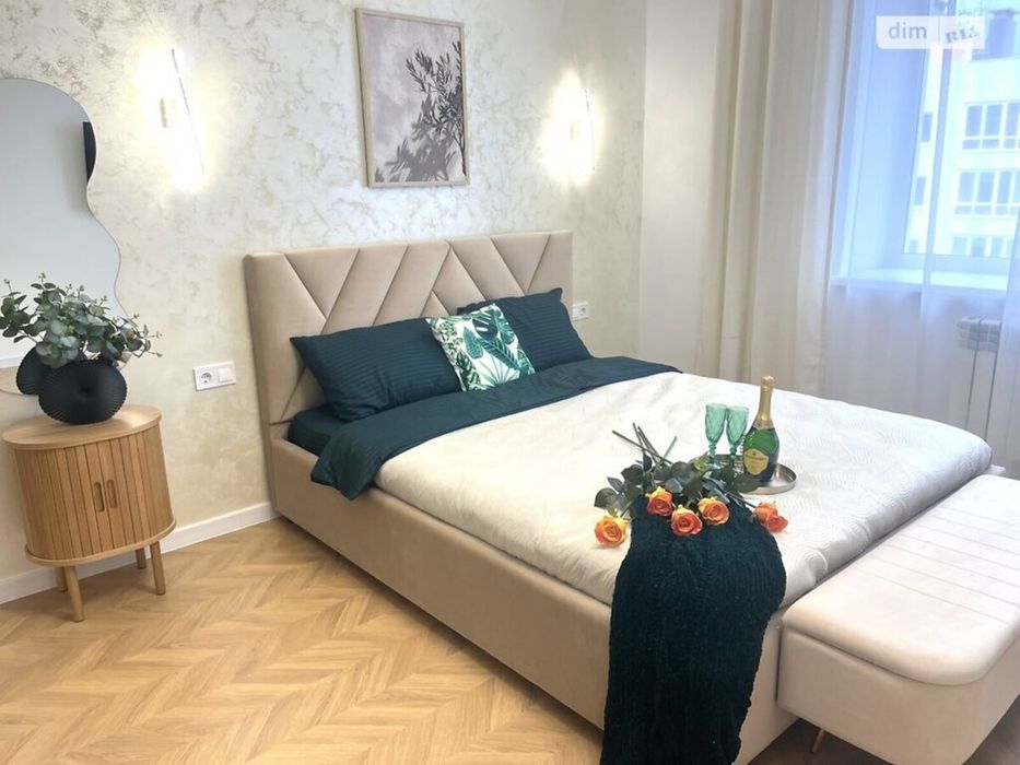 Продаж квартири Академічний - Вид 3