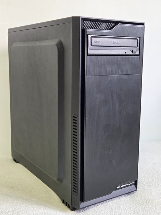 Komputer - i7-8700, RTX 2070, 16 RAM