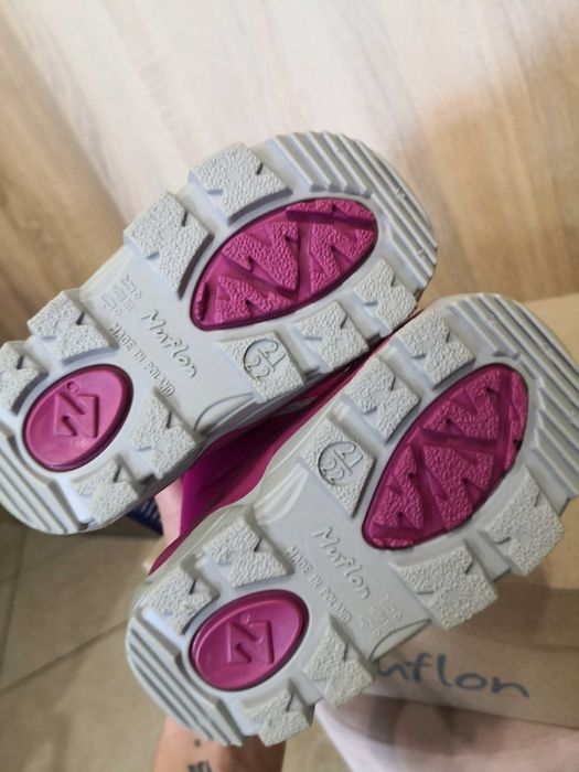 Kozaki różowe dla dziewczynki Muflon rozmiar 21-22