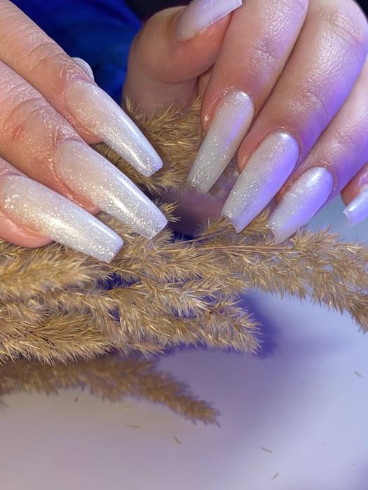 Манікюр та педикюр