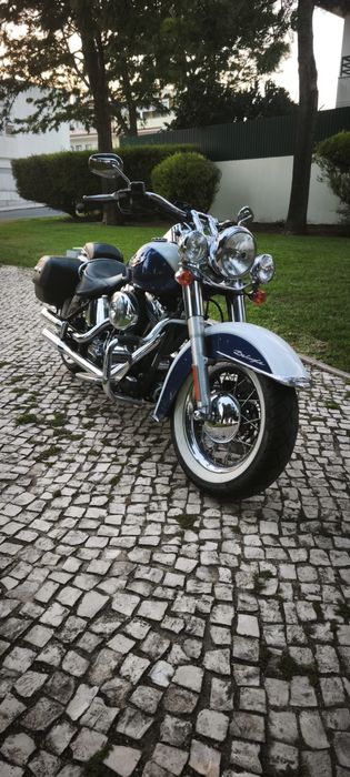 Harley davidson softail  deluxe