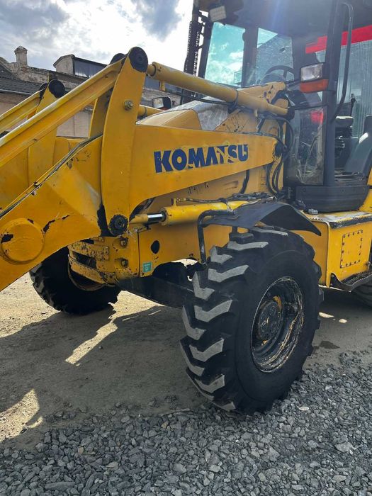 Екскаватор-навантажувач Komatsu WB93R-5, 2007 рік, робочий стан