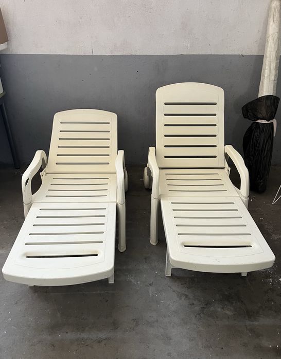 Conjunto de espreguiçadeiras
