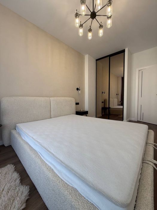 Продаж сучасної 2-кімнатної квартири з кухнею-вітальнею в ЖК Avalon Holiday