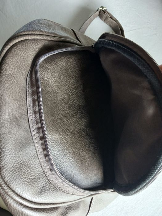 Mochila castanha