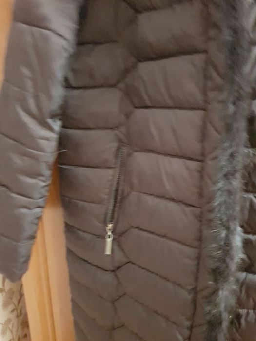 Продам зимний пуховик