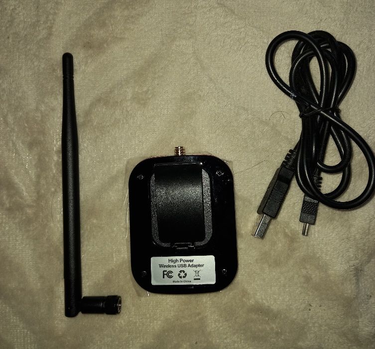 Wi-Fi USB адаптер 300 MB, Отличного качества, дальнобойный!